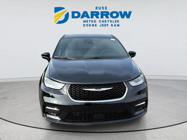 2026 Chrysler Pacifica Select - Photo 8