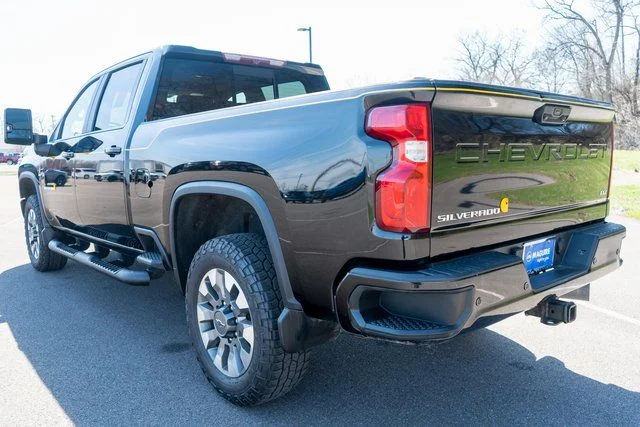 Used 2021 Black Chevrolet LTZ image 8