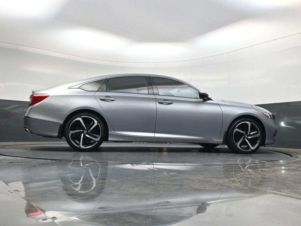 Used 2020  Honda Sport image 38
