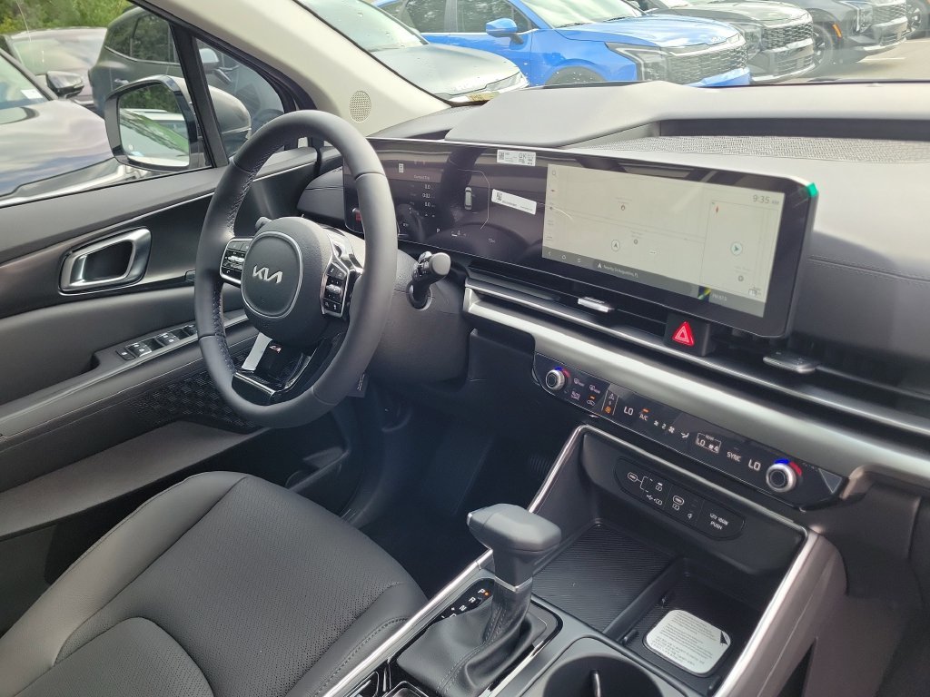 New 2026 Snow White Pearl Kia SX Prestige image 8
