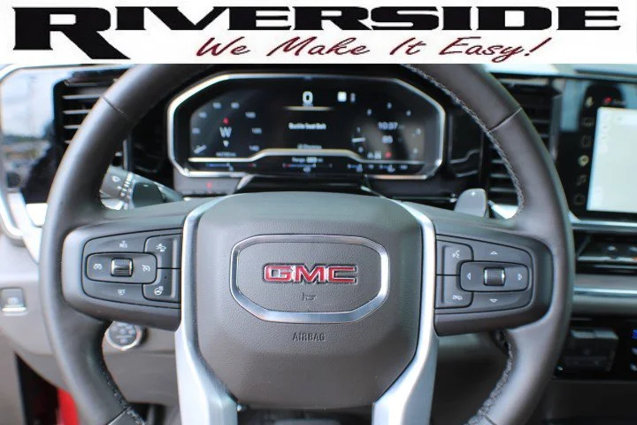 Certified Used 2023 Volcanic Red Tintcoat GMC SLT image 9