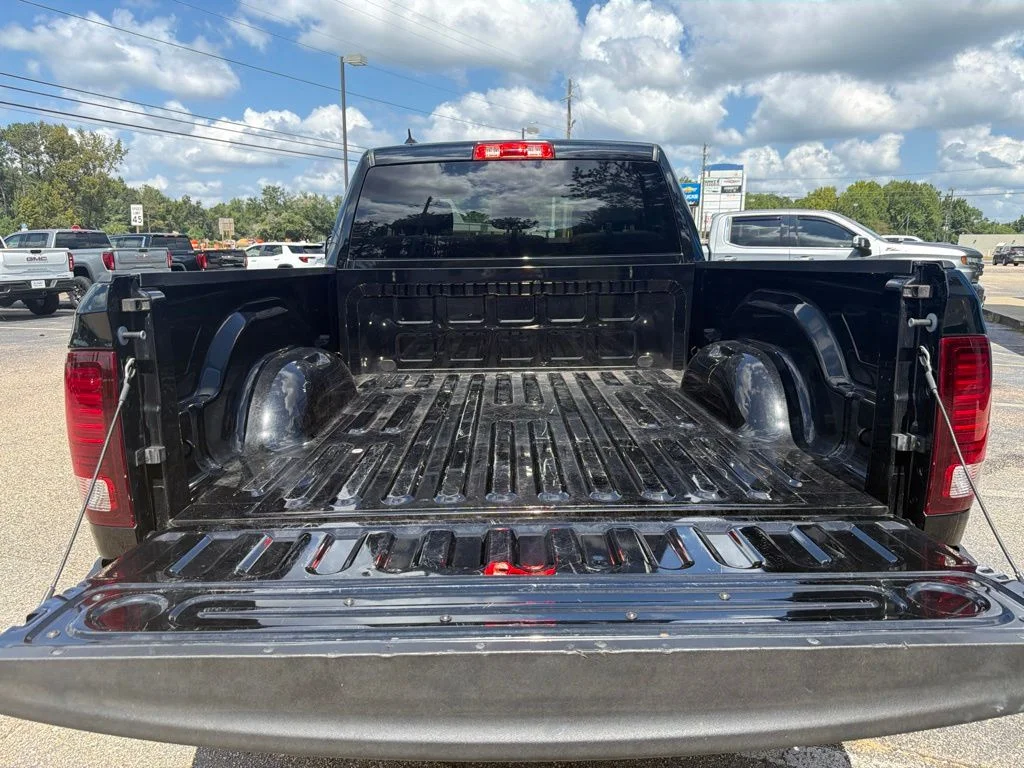 Used 2024 Diamond Black Ram Warlock image 18