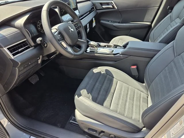 New 2026 Gray Mitsubishi SE 1.5T 2WD image 5