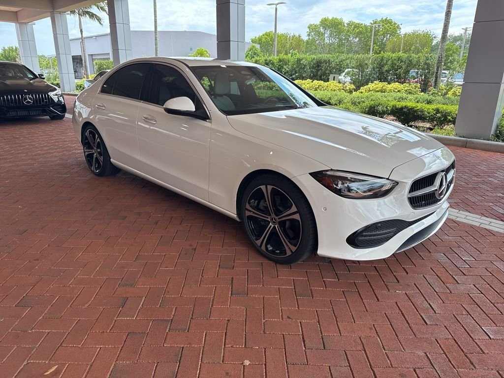 2022 Mercedes-Benz C-Class C 300's photo