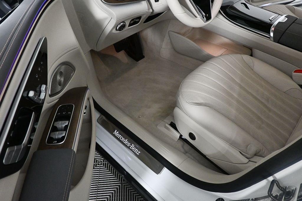 Certified Used 2023 White Mercedes-Benz 450 image 7