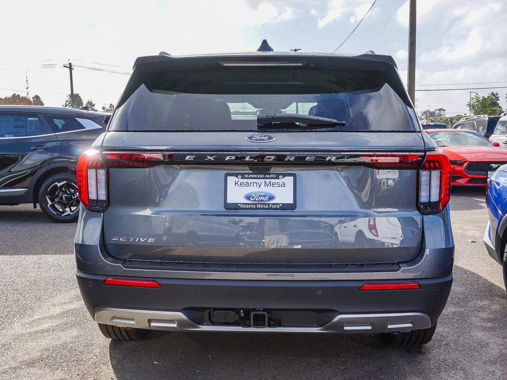 New 2026 Carbonized Gray Metallic Ford Active image 5