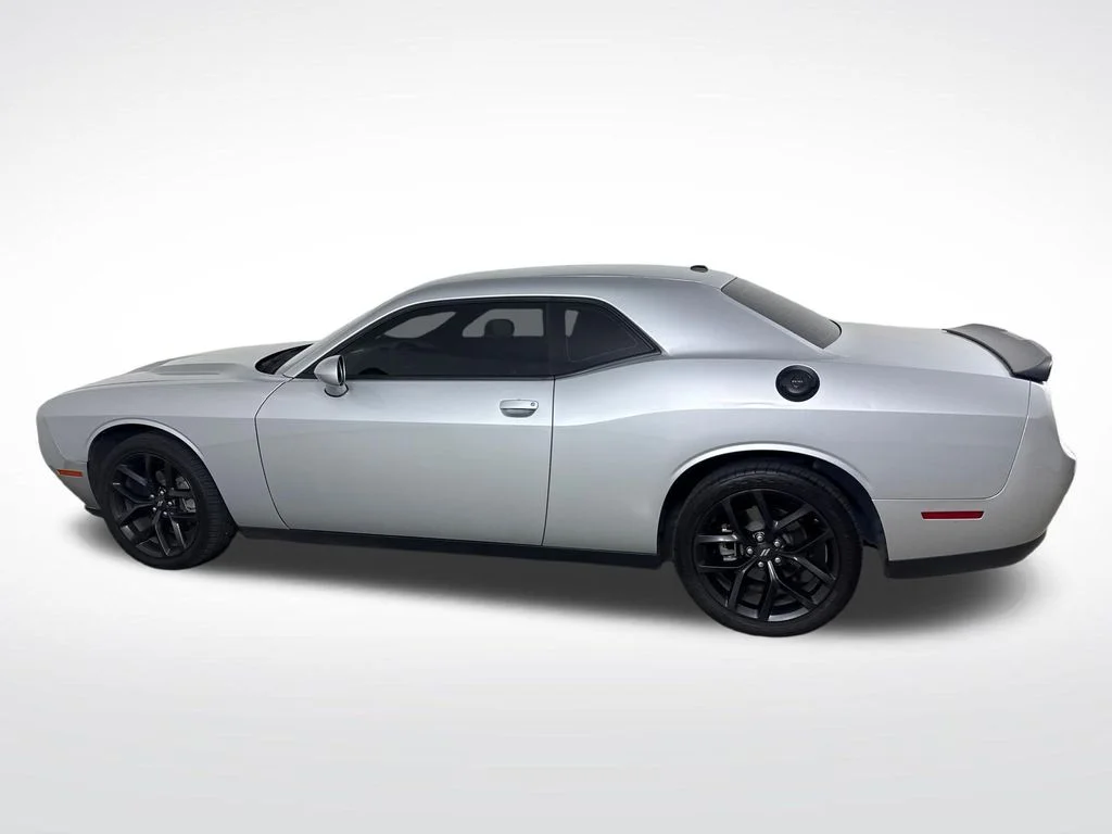 Used 2023 Silver Dodge SXT image 11