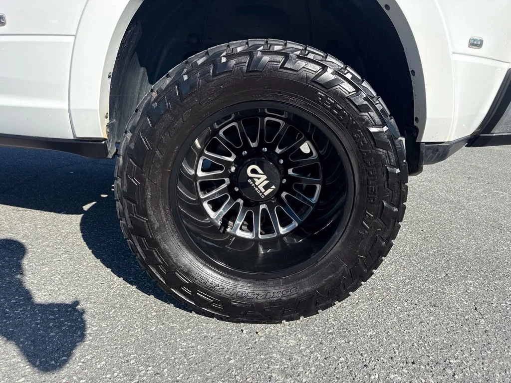 Used 2020 White Ram Laramie image 31