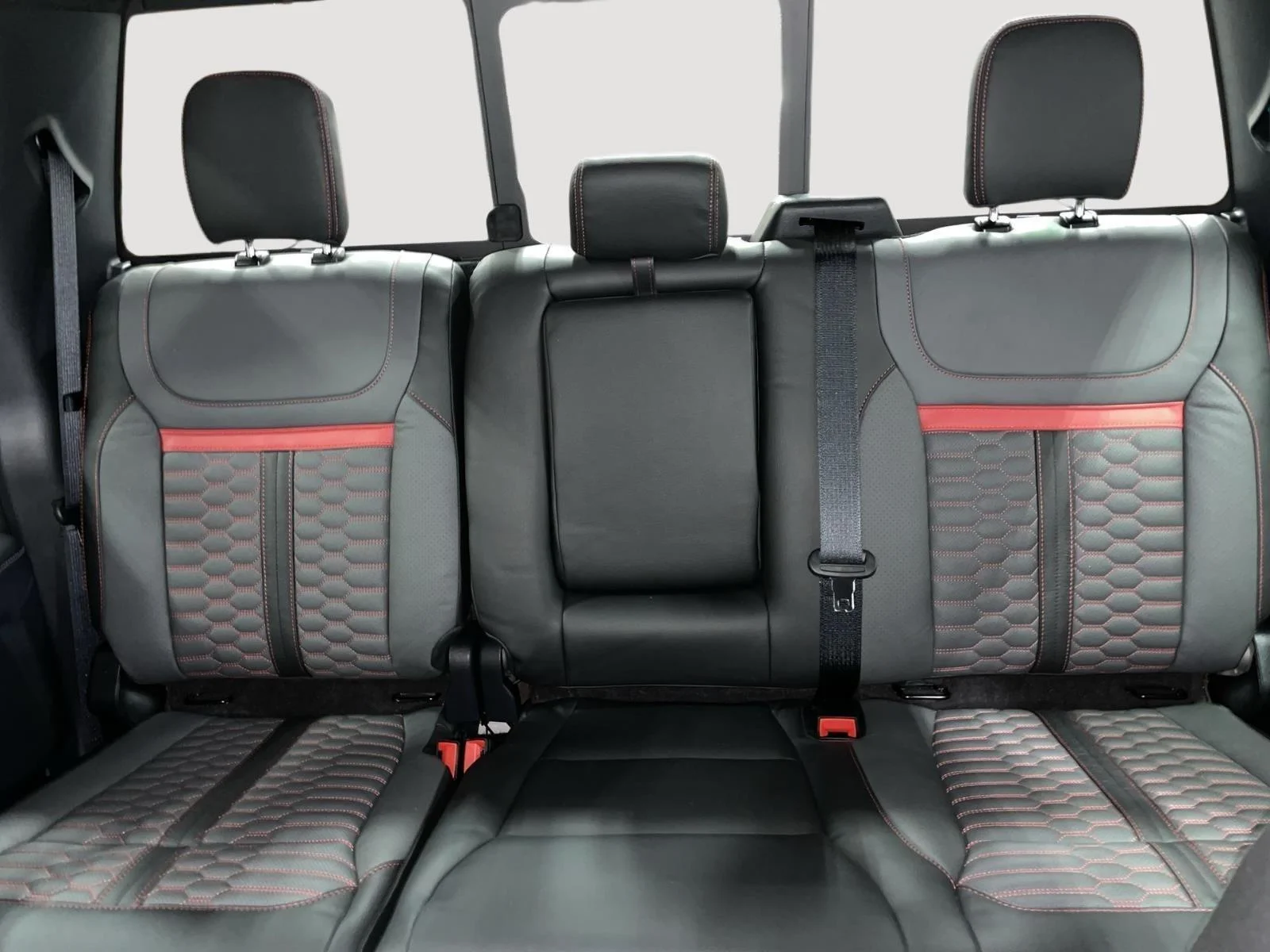 2025 Ford F-150 Lariat - Photo 6