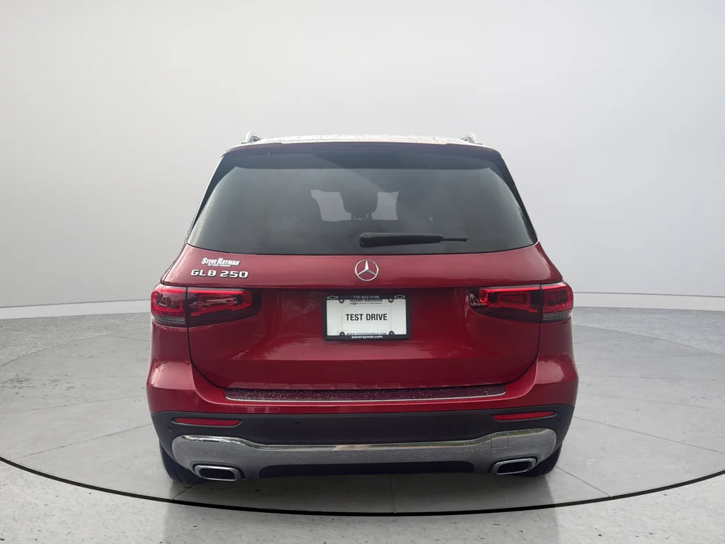 Used 2021 Red Mercedes-Benz GLB 250 image 7