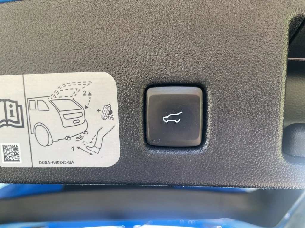 2020 Ford Escape Titanium - Photo 11