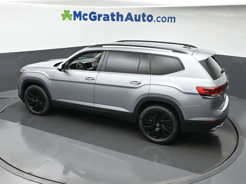 2026 Volkswagen Atlas SE w/Tech - Photo 25
