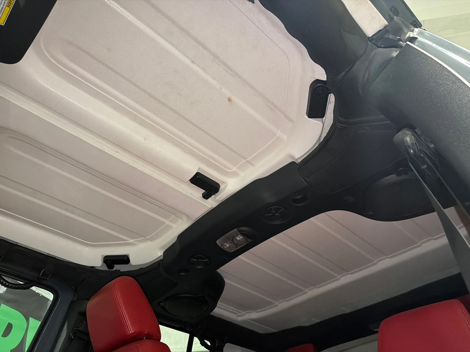 Used 2014 Anvil Clear Coat Jeep Rubicon X image 16