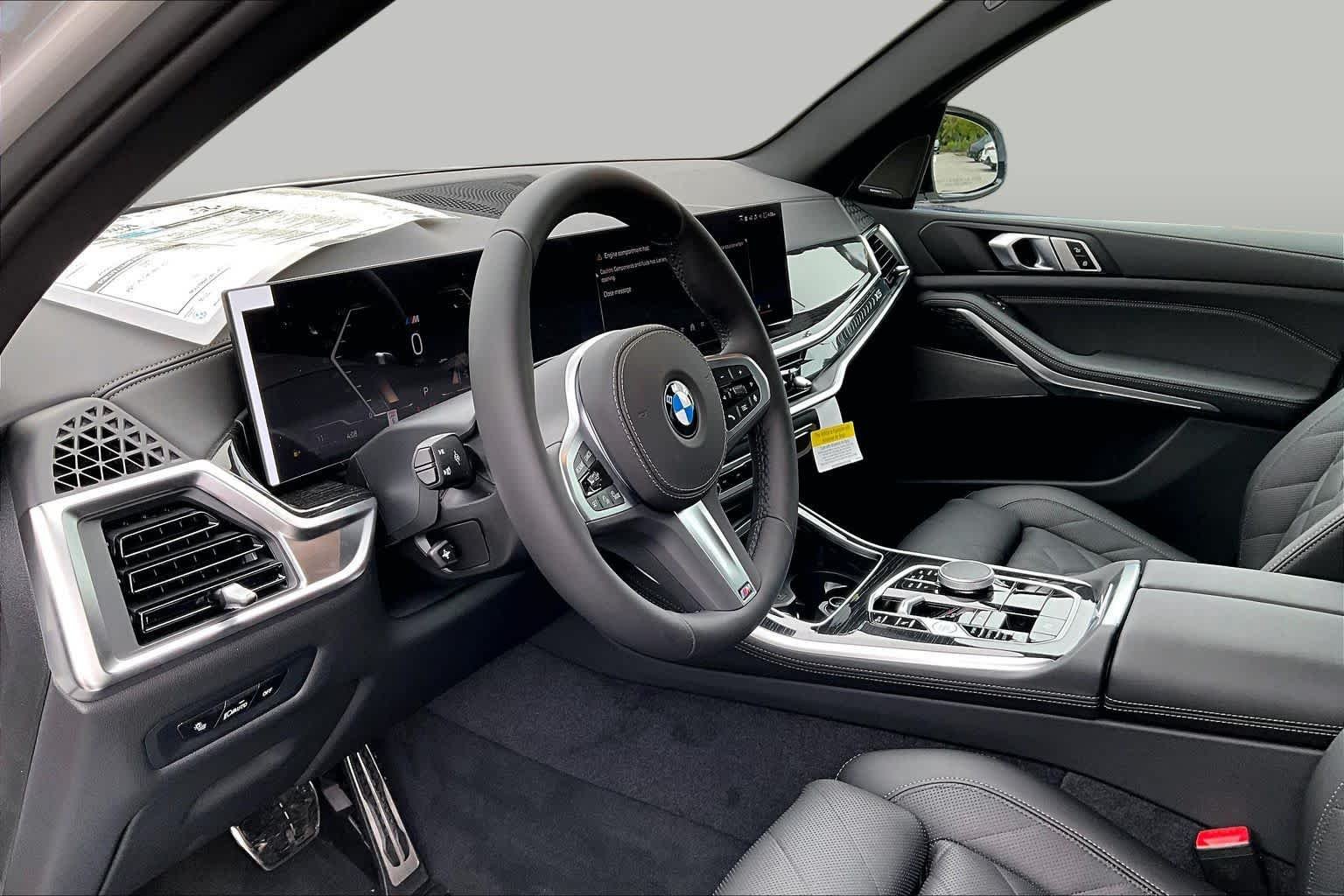 New 2026 Mineral White Metallic BMW xDrive40i image 9