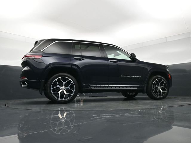 Used 2024 Black Jeep Summit Reserve image 24