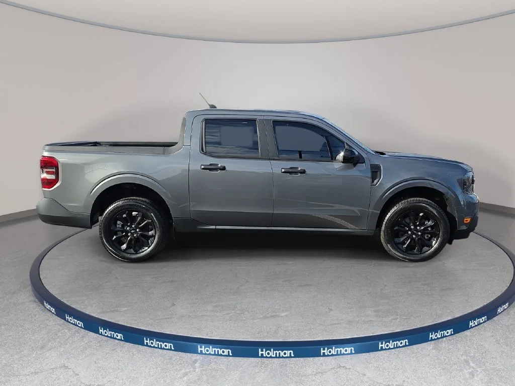 Certified Used 2023 Carbonized Gray Metallic Ford XLT image 4