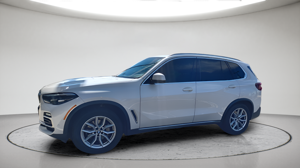 Used 2021 Mineral White Metallic BMW xDrive40i image 9