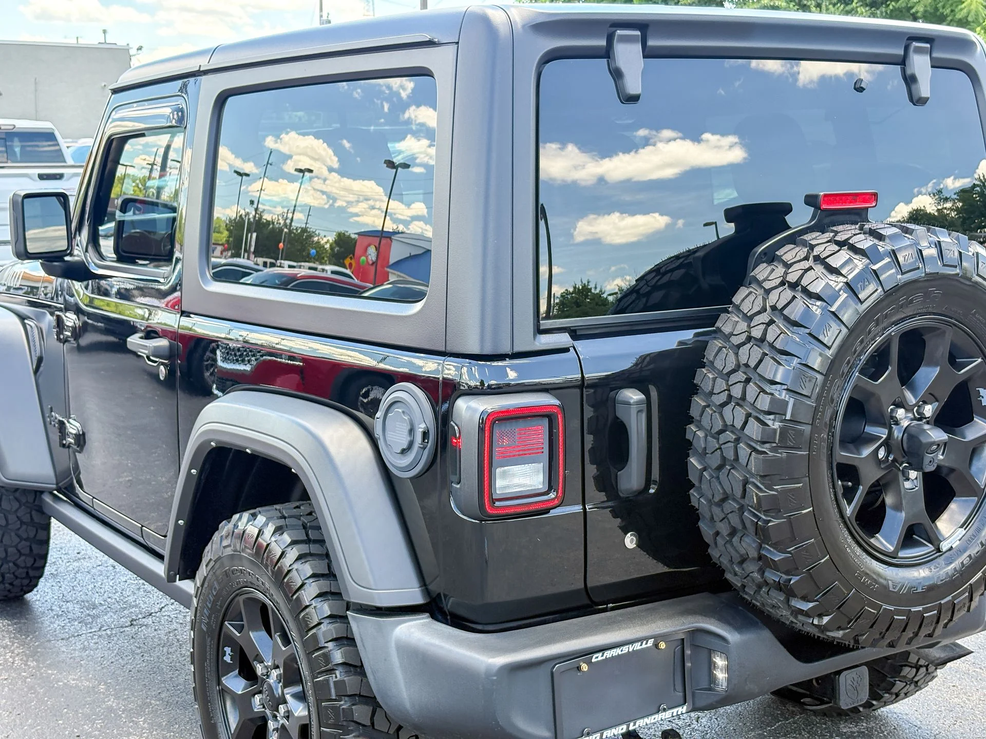Used 2022 Black Jeep  image 15