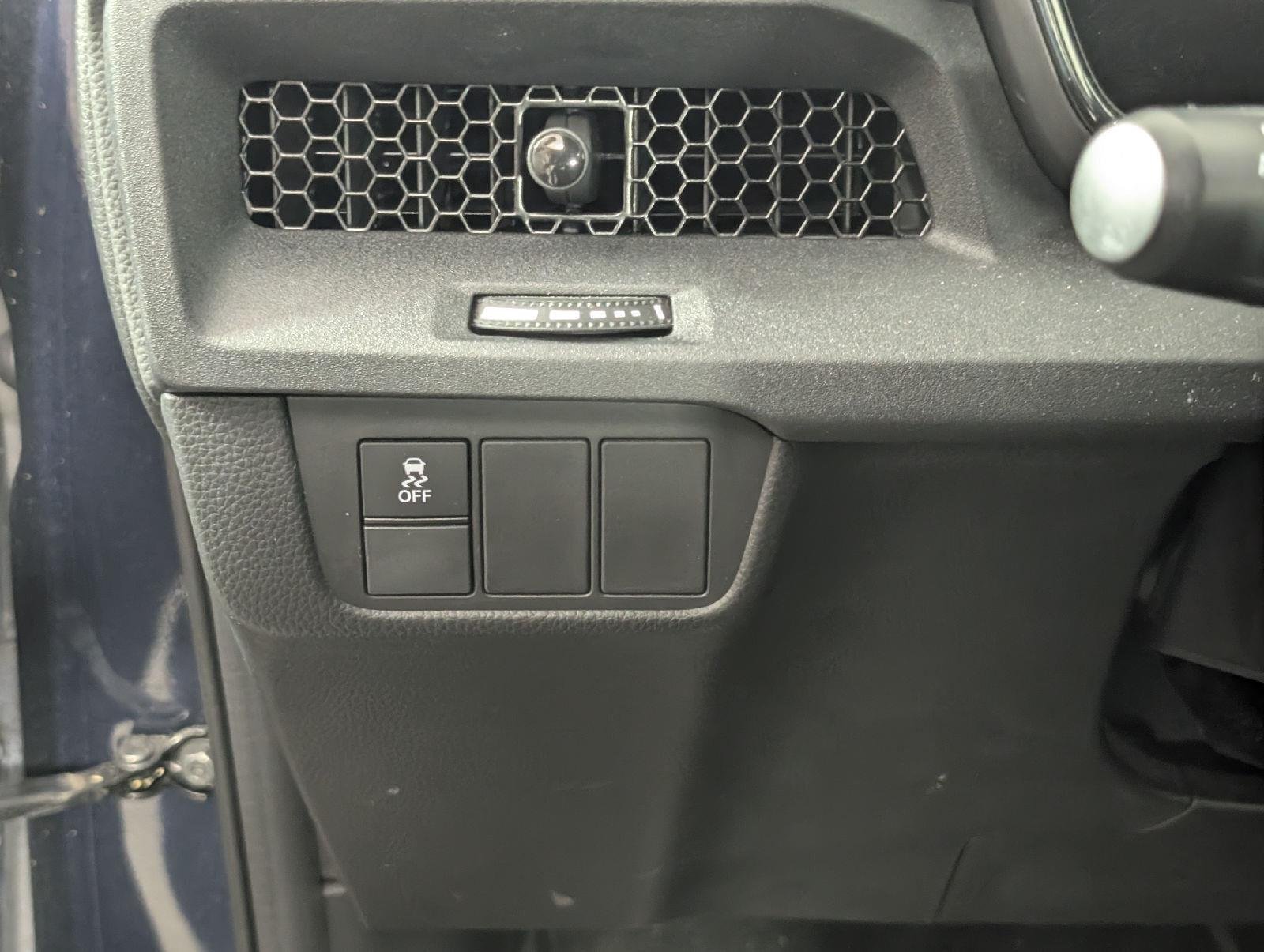 2024 Honda CR-V LX - Photo 12