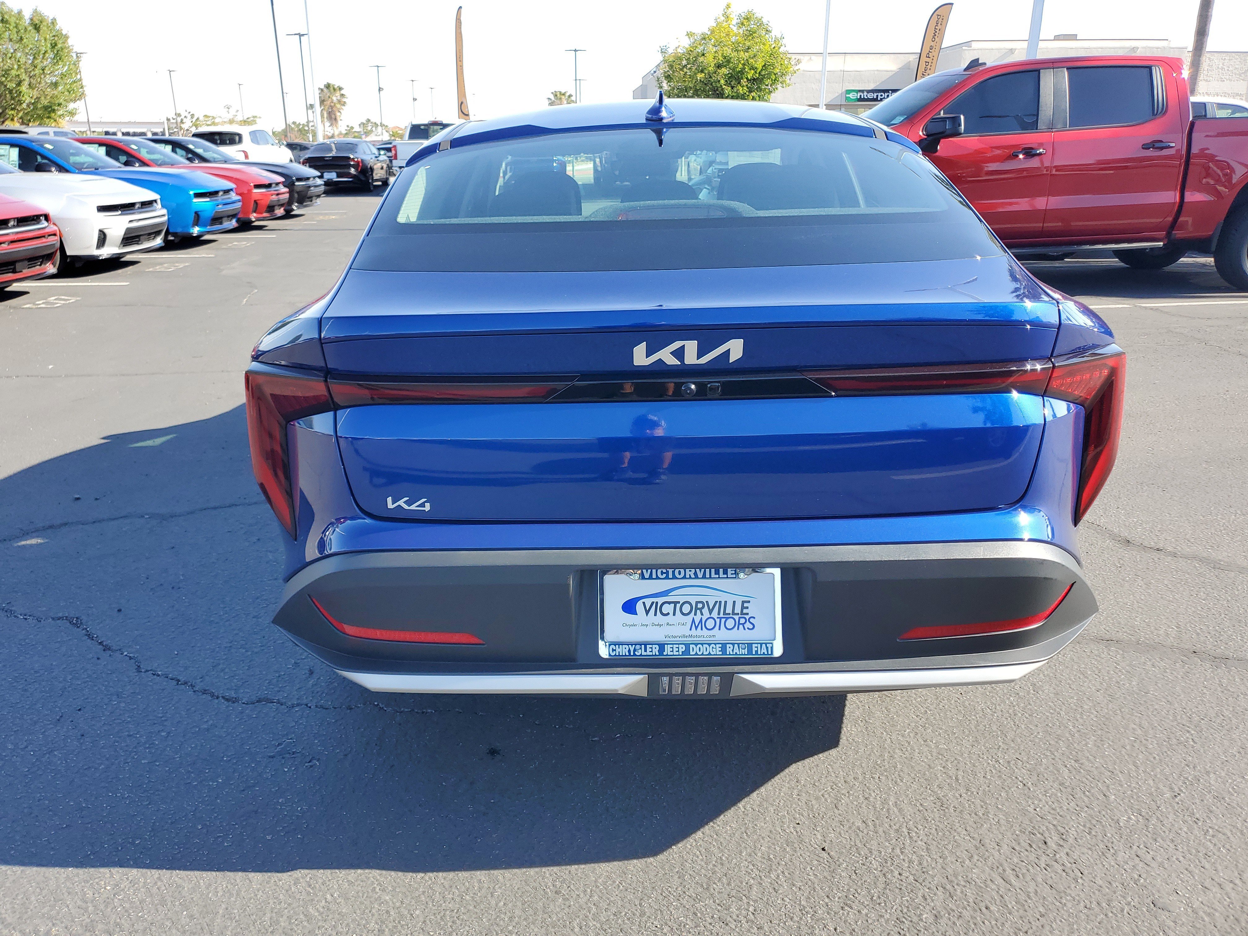 Used 2025 Blue Kia LXS image 4