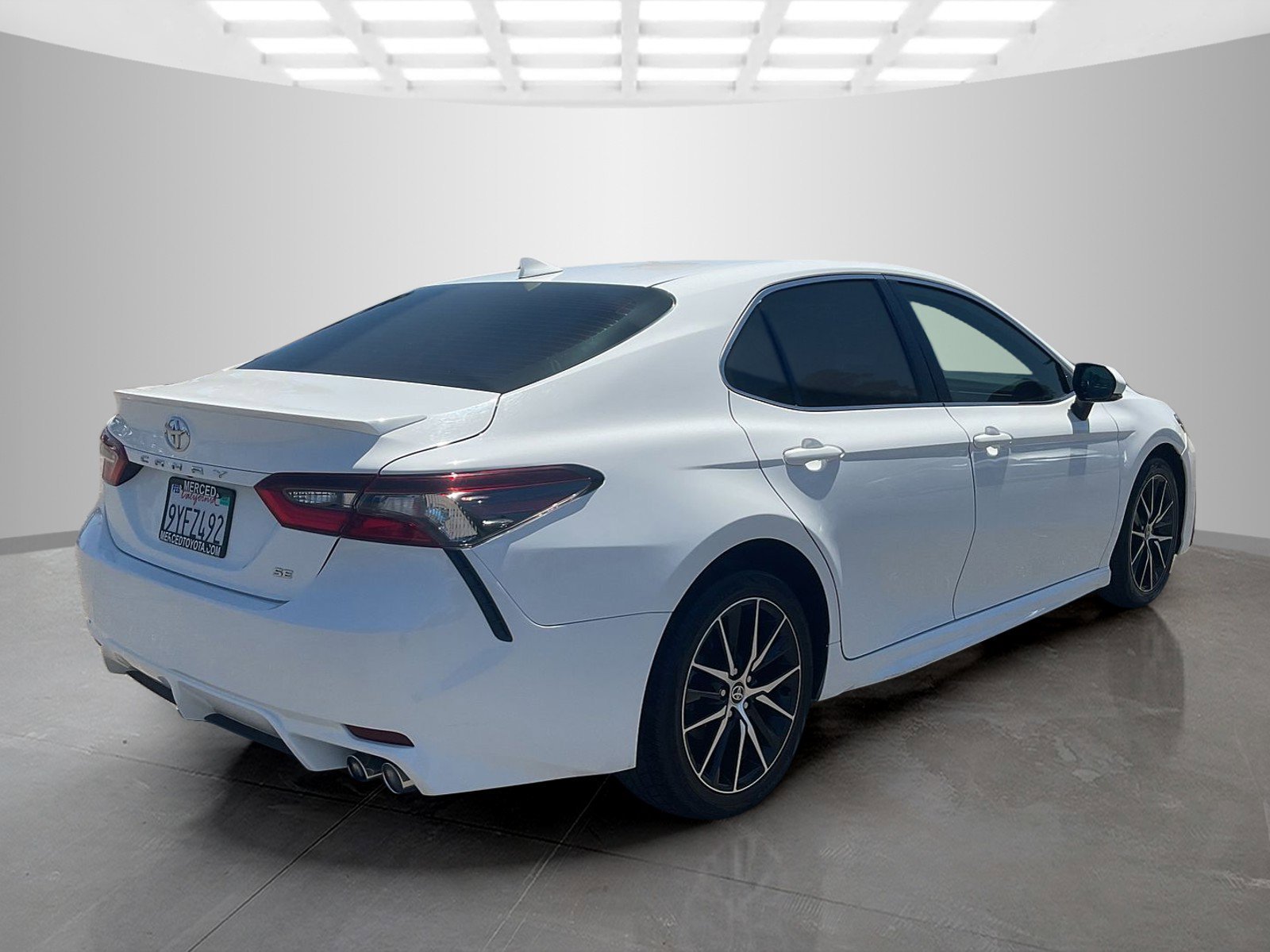 Certified Used 2022 White Toyota SE image 5
