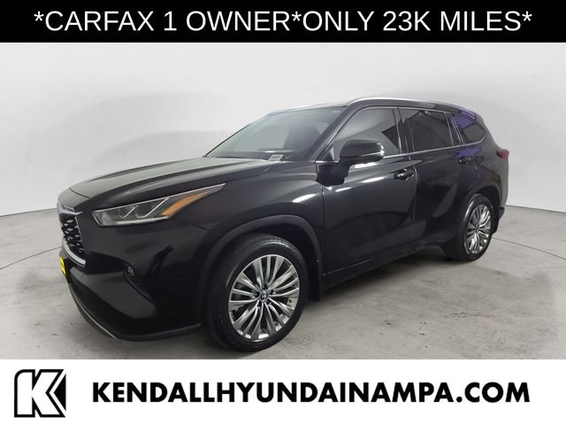 2023 Toyota Highlander Platinum AWD's photo