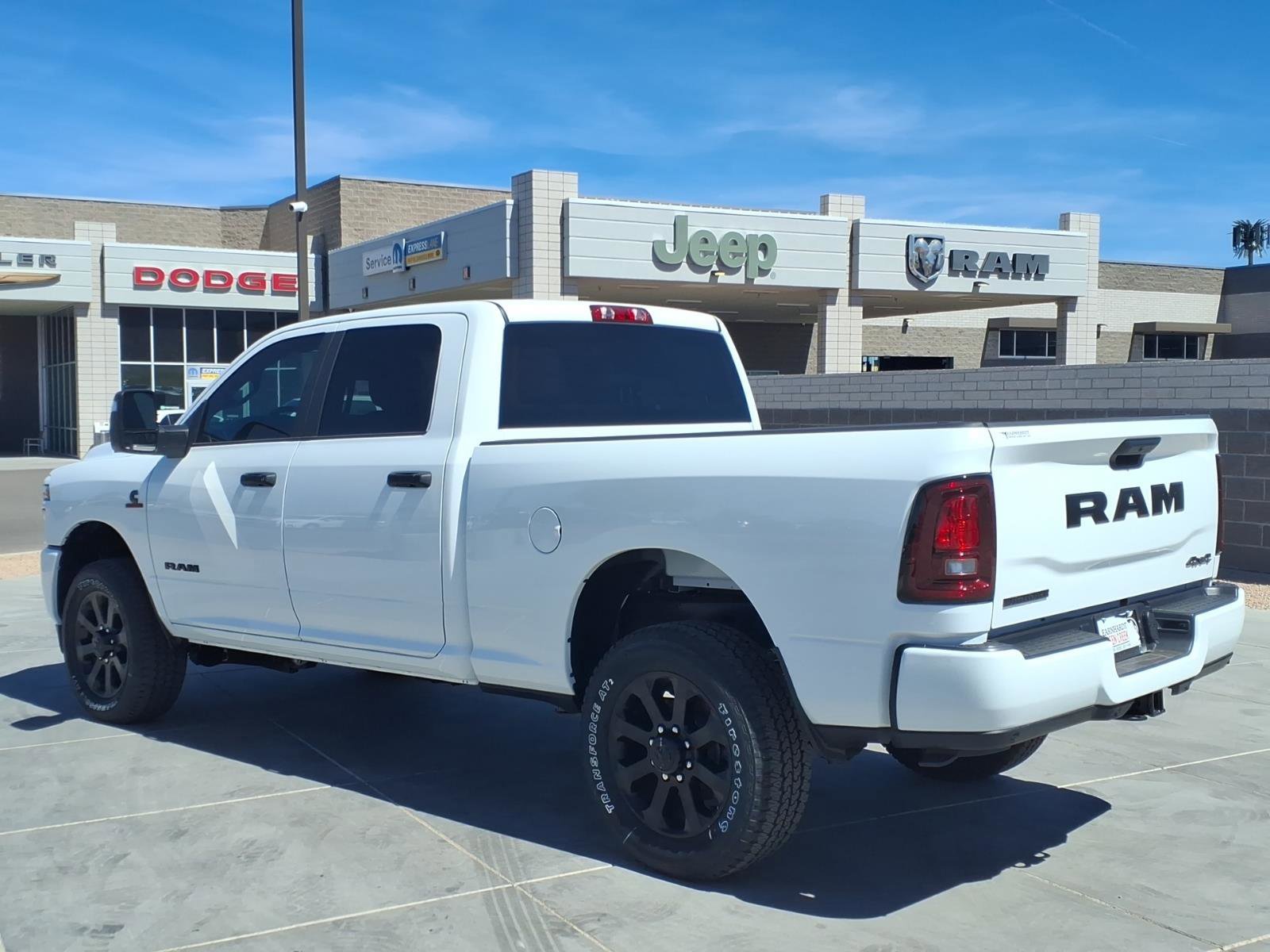 New 2026 Bright White Clear-Coat Exterior Paint RAM Big Horn image 4