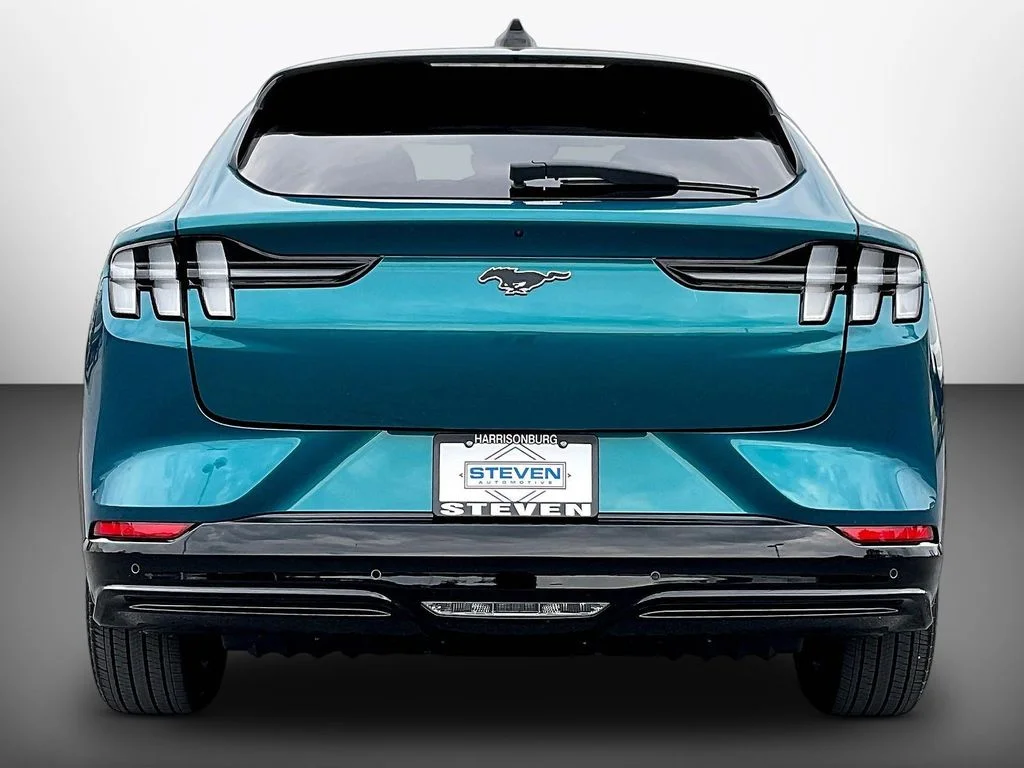 New 2026 Adriatic Blue Metallic Ford Premium image 4