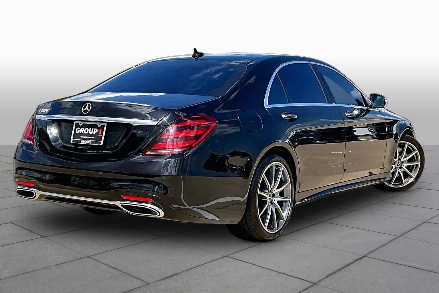 Used 2018 Obsidian Black Metallic Mercedes-Benz S 560 image 13