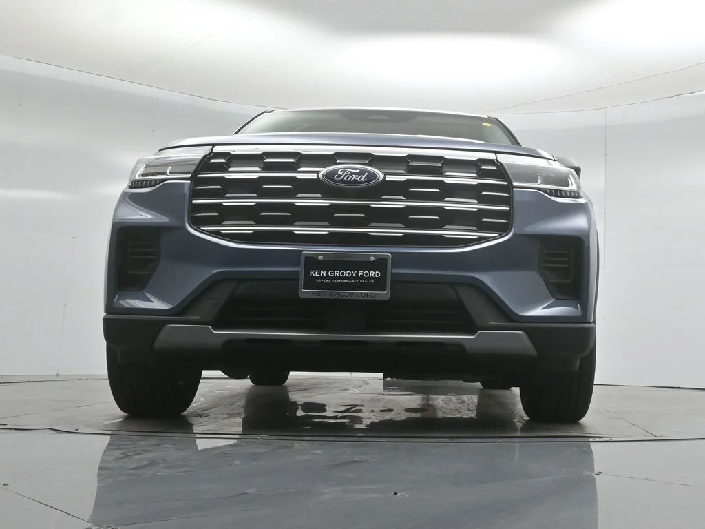 New 2026 Vapor Blue Metallic Ford Active image 43