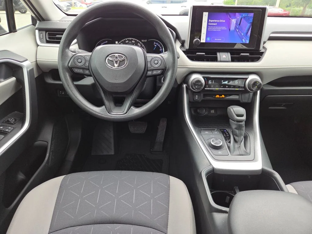 Certified Used 2025 Silver Toyota XLE image 7