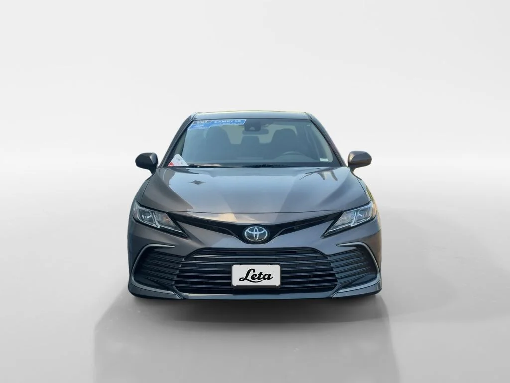 2023 Toyota Camry LE - Photo 8