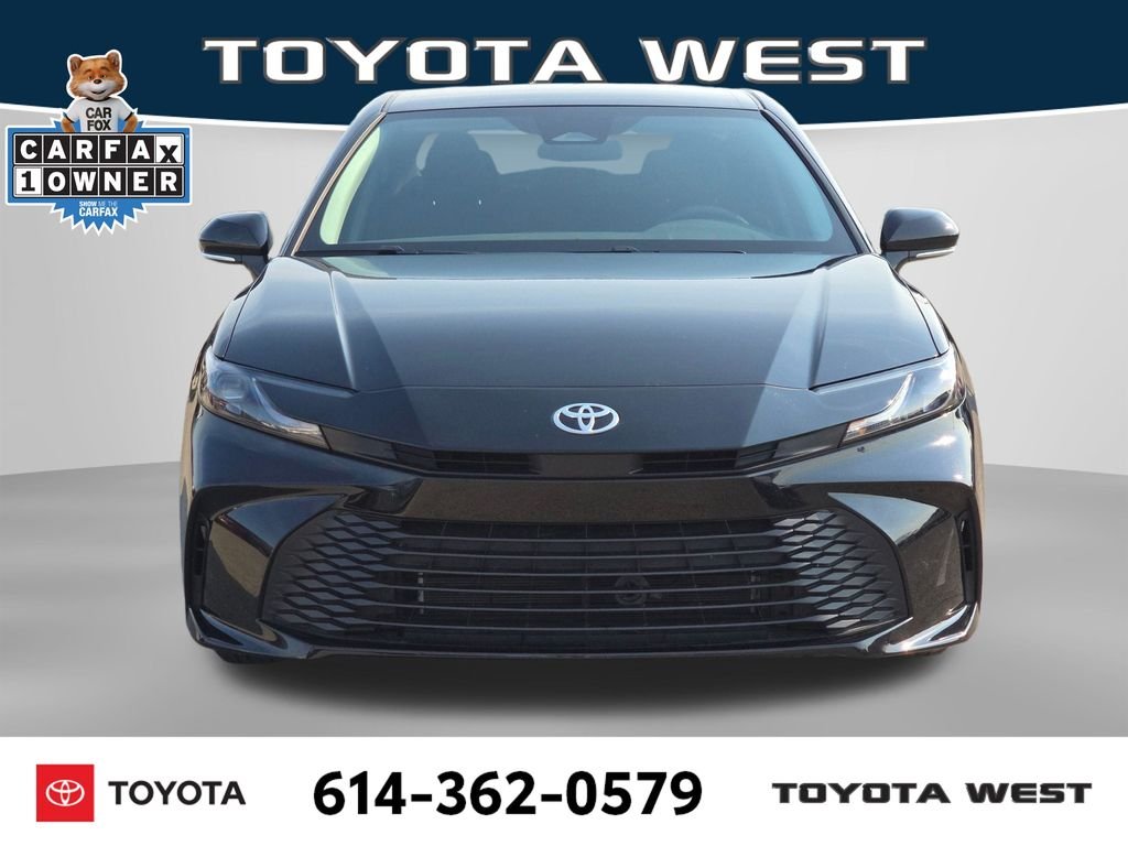 Used 2025  Toyota LE image 3