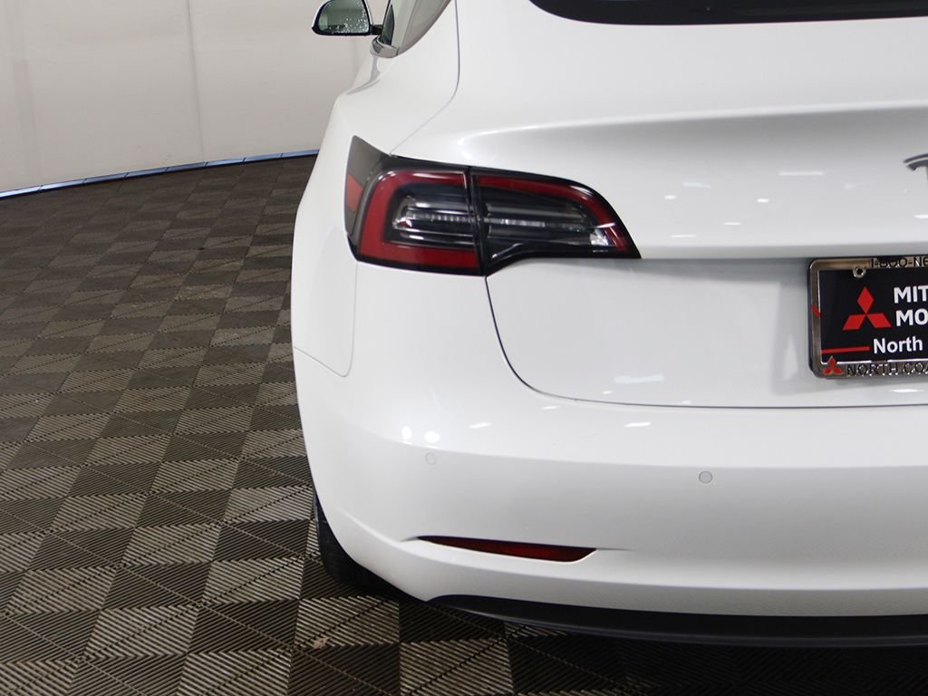 Used 2022 White Tesla Long Range image 16