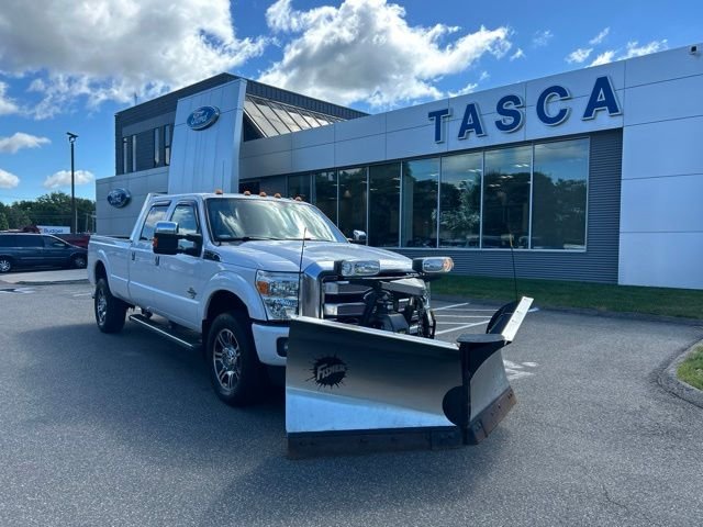 Used 2015 White Ford Platinum image 1