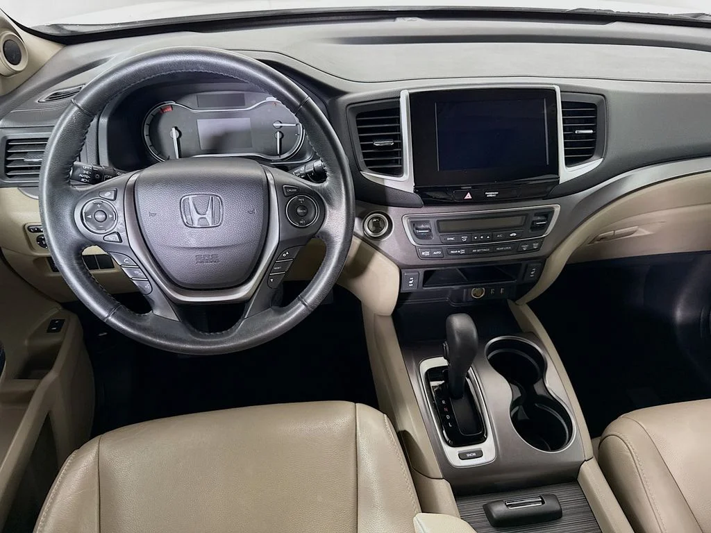 Used 2017 White Diamond Pearl Honda EX-L image 20