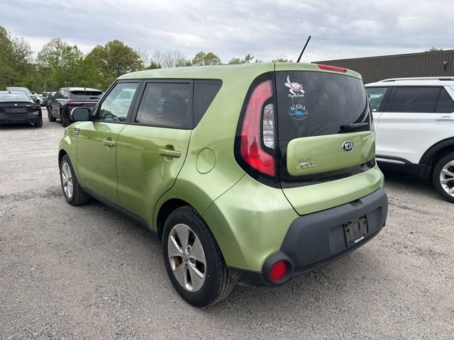 Used 2015 Green Kia Base image 4
