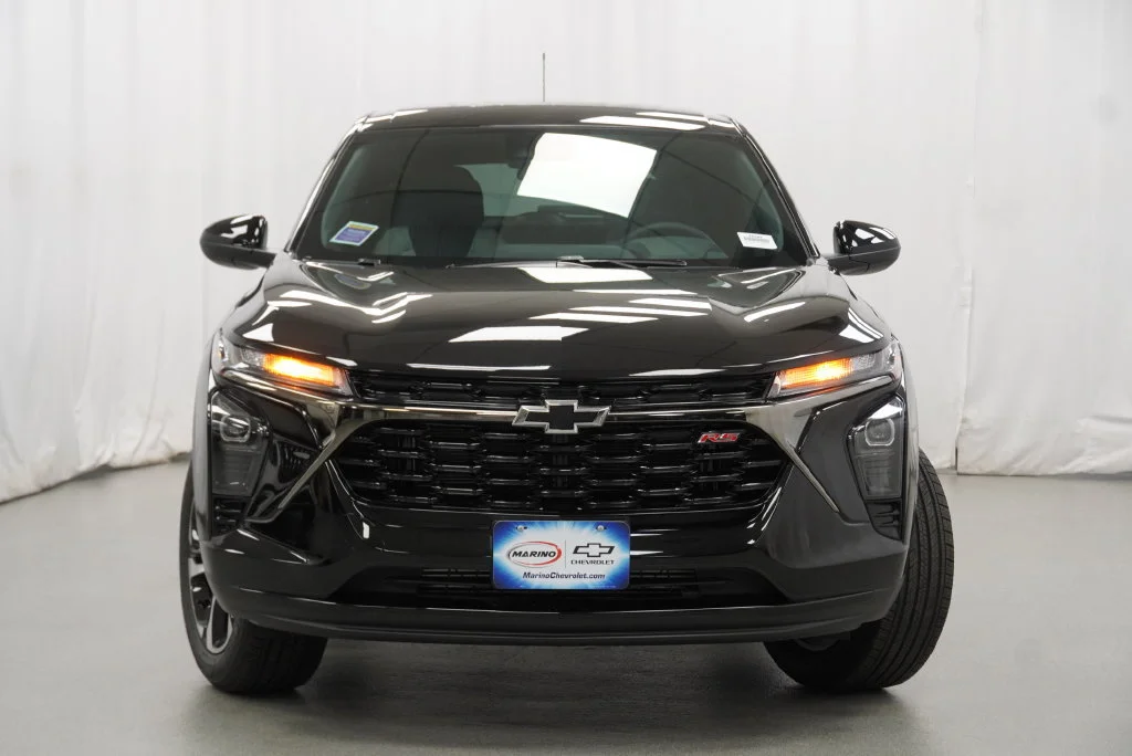 New 2026 Mosaic Black Metallic Chevrolet 1RS image 11