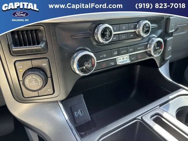 Used 2023 Black Ford XLT image 30