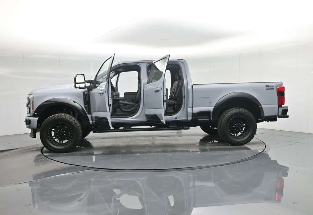 New 2026 Glacier Gray Metallic Tri-Coat Ford Lariat image 39