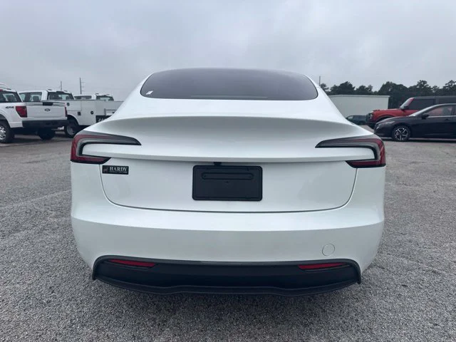Used 2024 White Tesla Base image 4