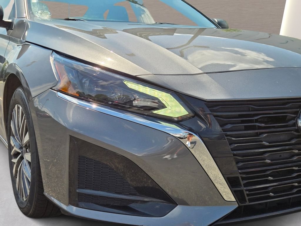 Used 2024 Gray Nissan 2.5 SV image 25