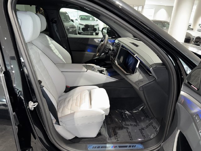 New 2027 Black Sapphire Metallic BMW  image 9
