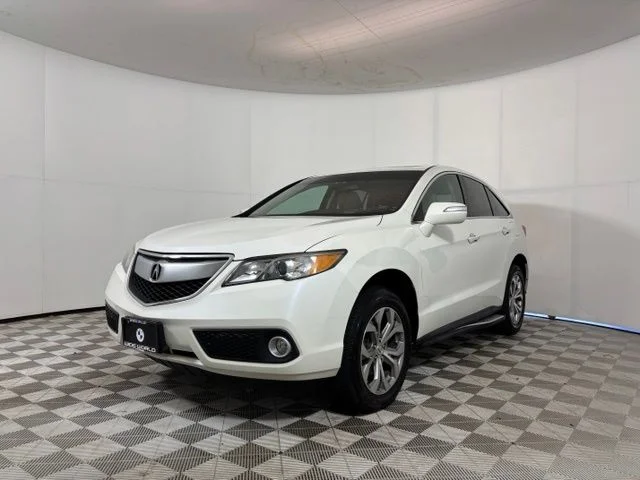 Used 2014  Acura Technology Package image 3