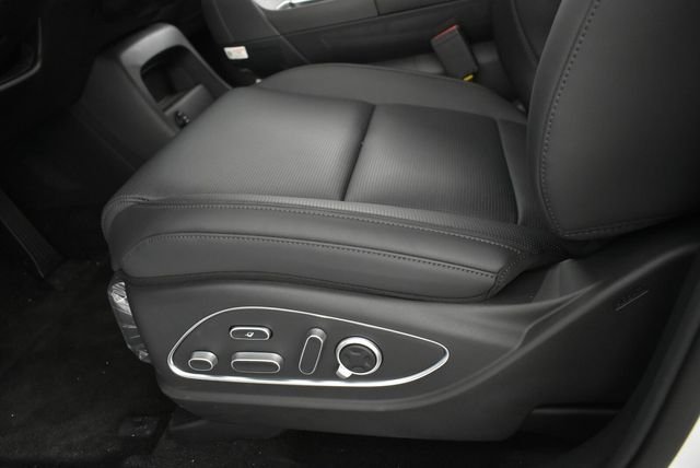 New 2026 White Hyundai Calligraphy AWD image 41