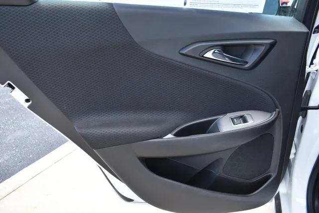 Used 2024 White Chevrolet LT image 12