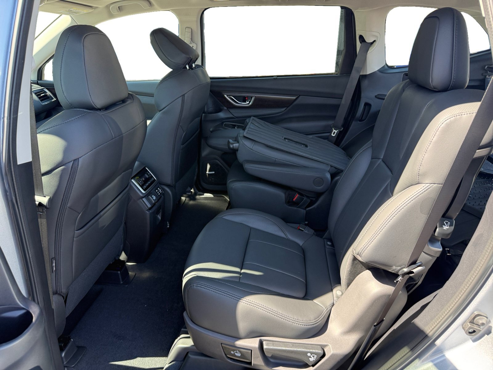 New 2026 ICE SILVER METALLIC Subaru Touring 7-Passenger image 16