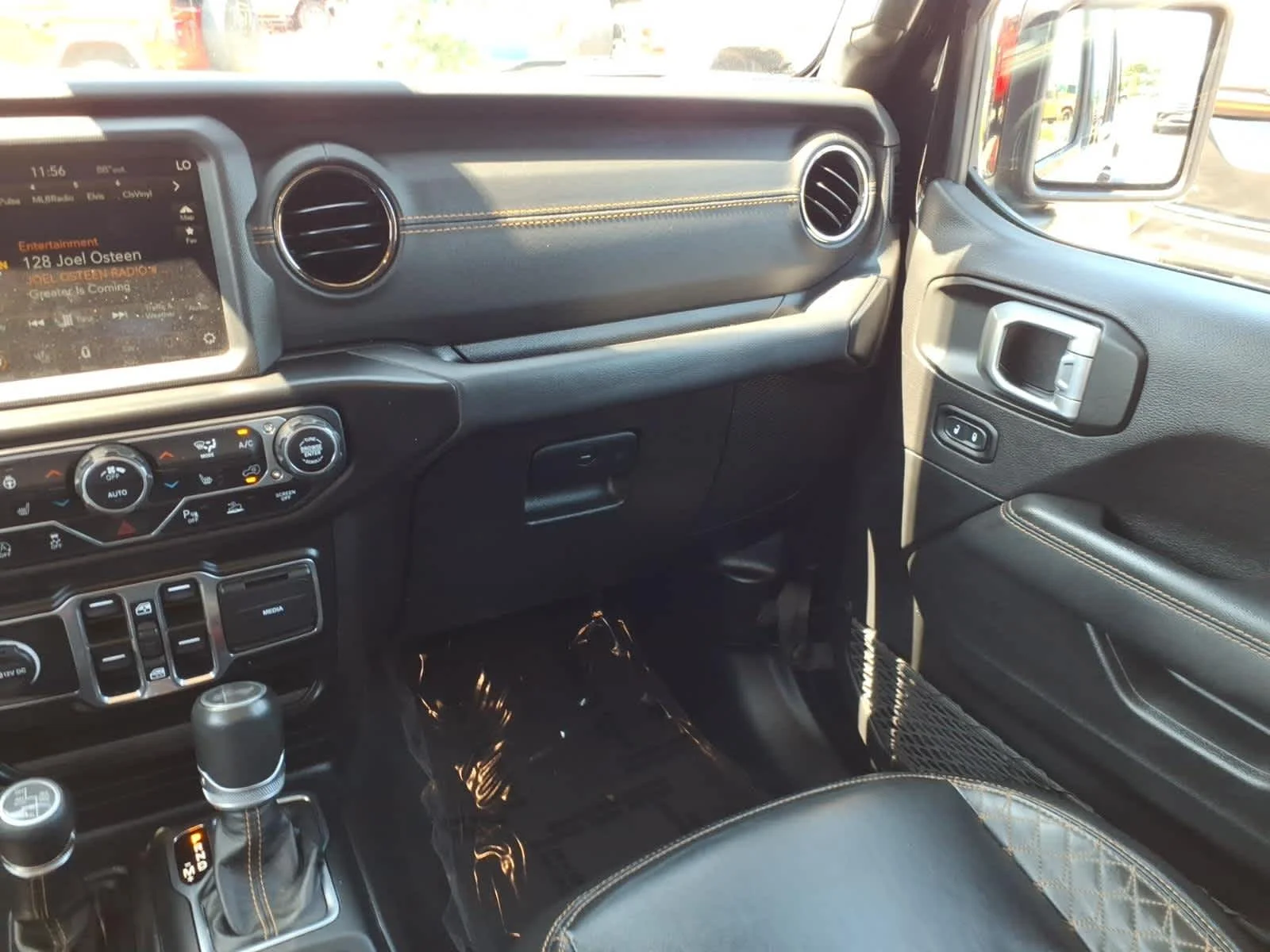 Certified Used 2022 Black Clearcoat Jeep Unlimited High Altitude image 16