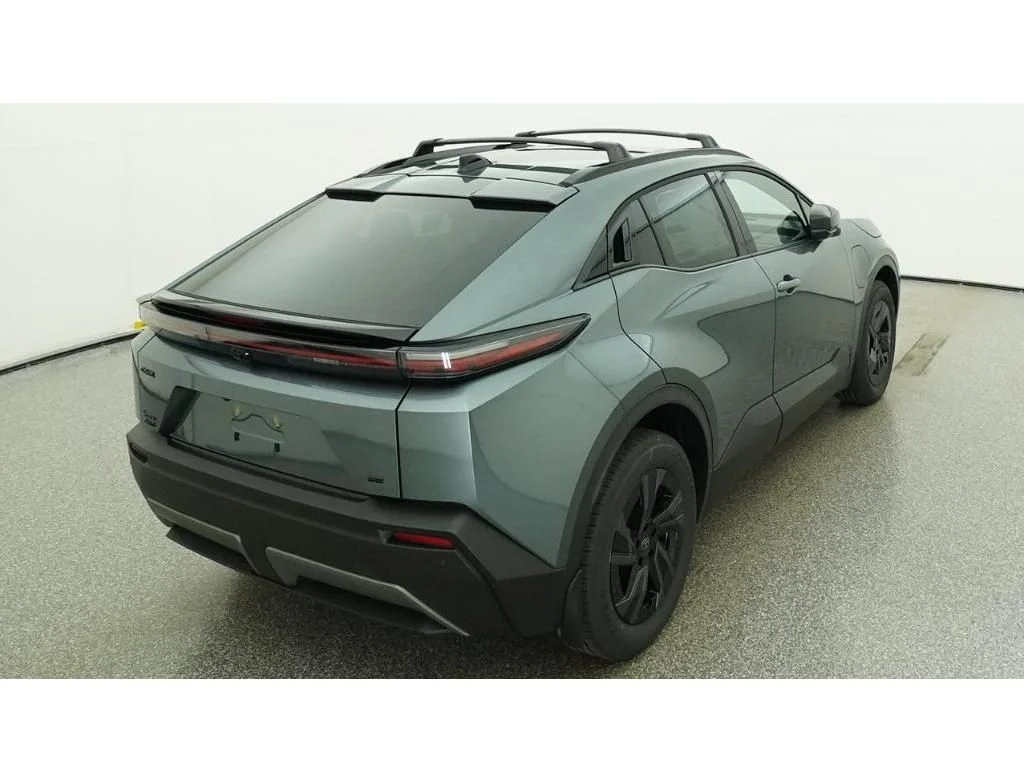 New 2026 Overcast Toyota SE image 30