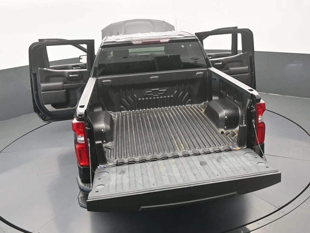 Used 2021 Black Chevrolet Custom image 60